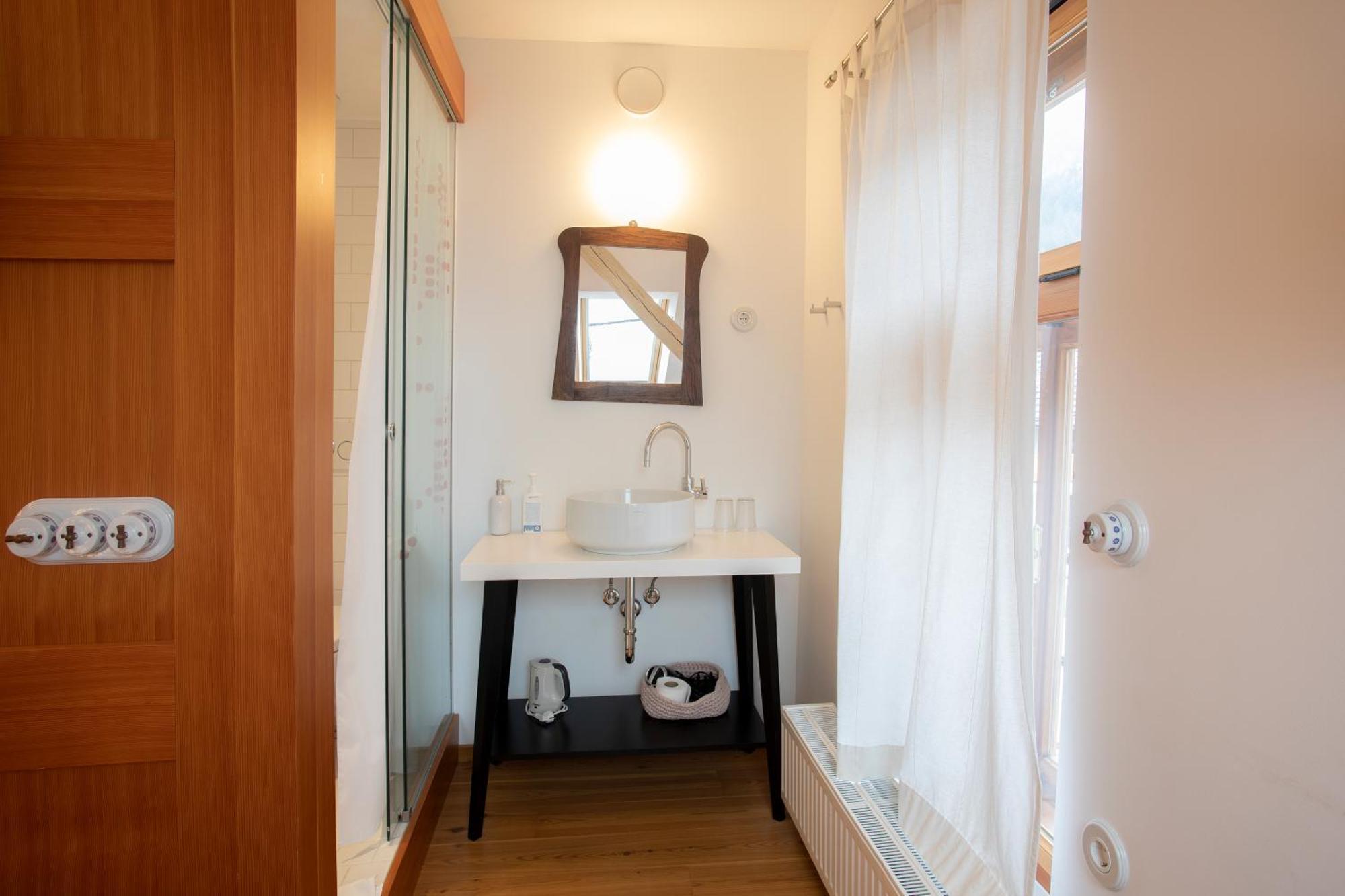 Pr'Gavedarjo Eco Heritage B&B Kranjska Gora Rom bilde